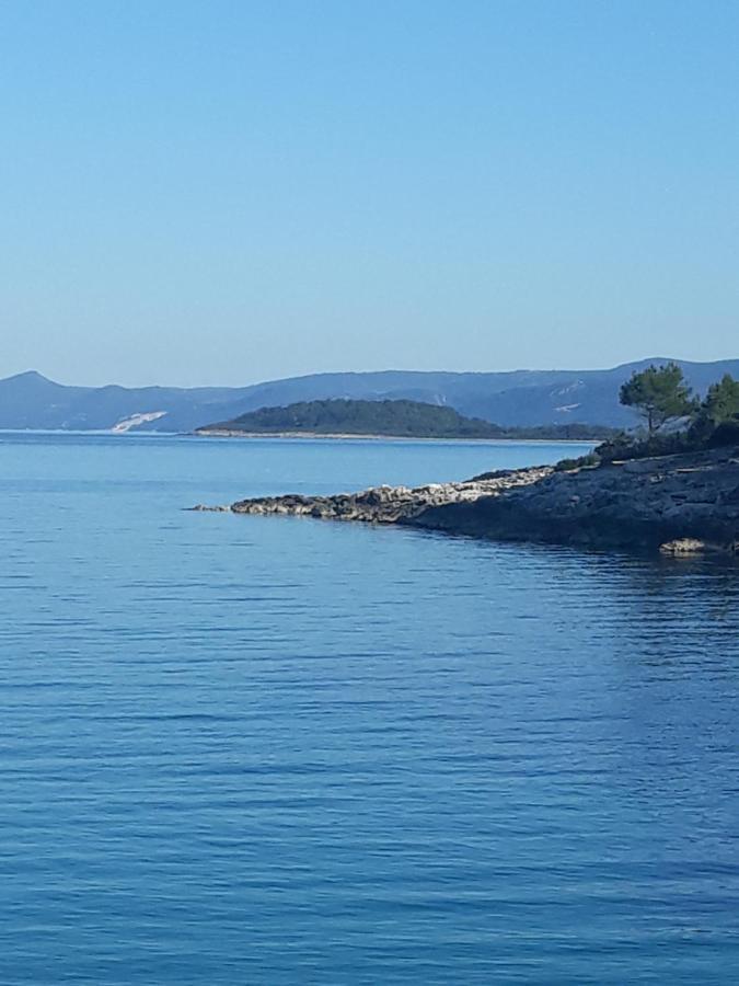 Holiday Hvar Vrbanj Exterior foto