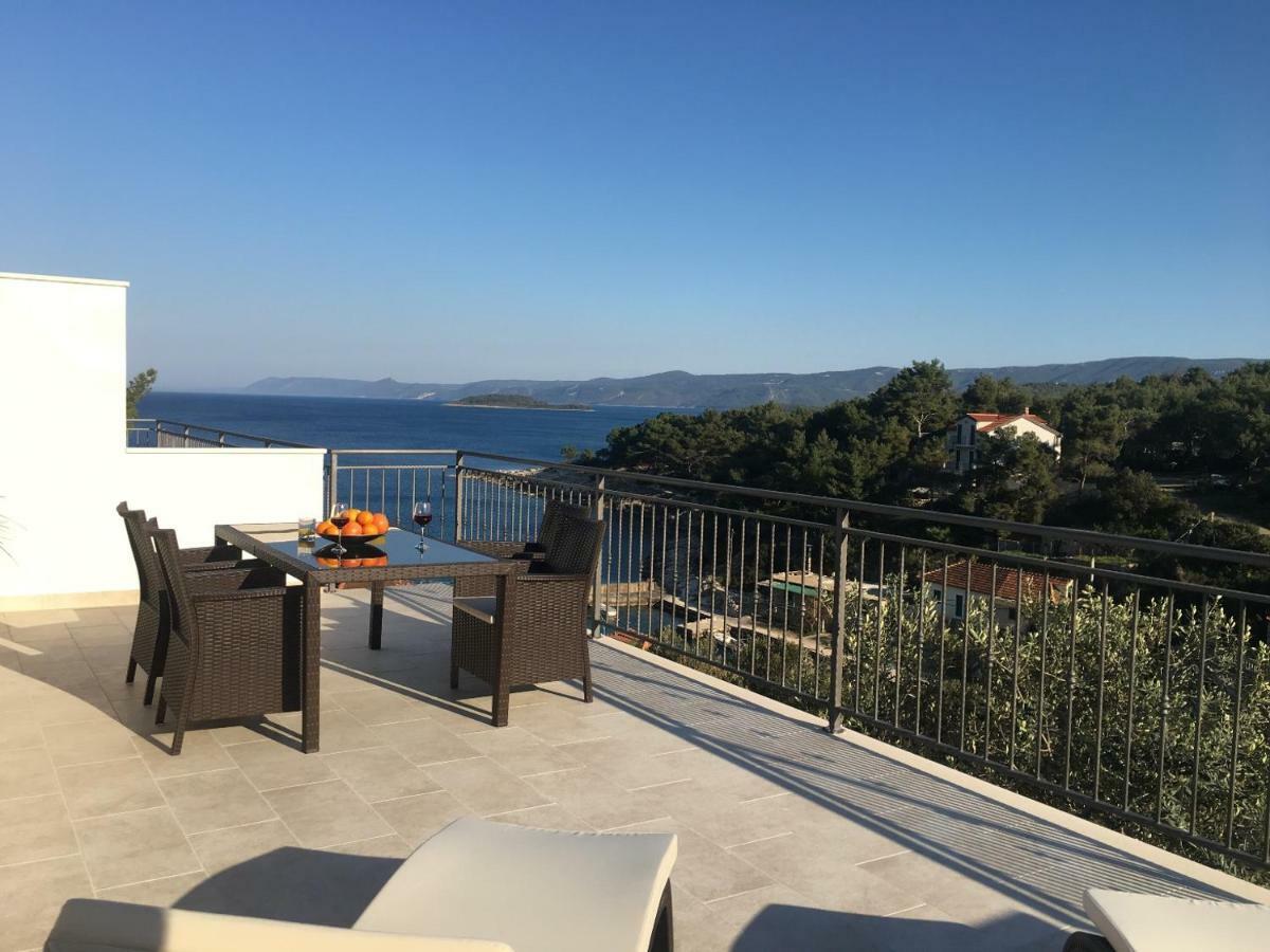 Holiday Hvar Vrbanj Exterior foto